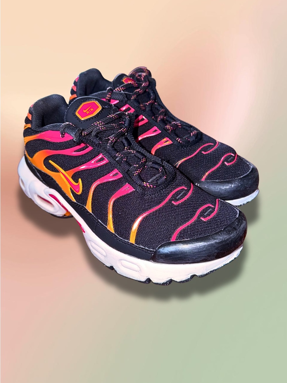 Nike Air Max Plus Black Active Pink PS 2.5Y DX9265-001